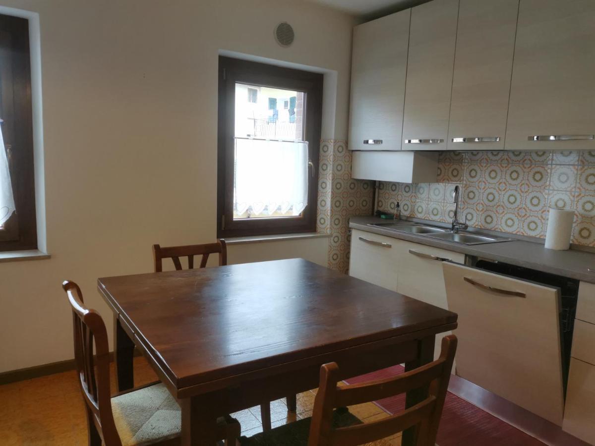 Spazioso E Completo Appartamento Con 3 Camere, Doppi Servizi, Fino A 8 Posti Letto Pedavena Exteriör bild