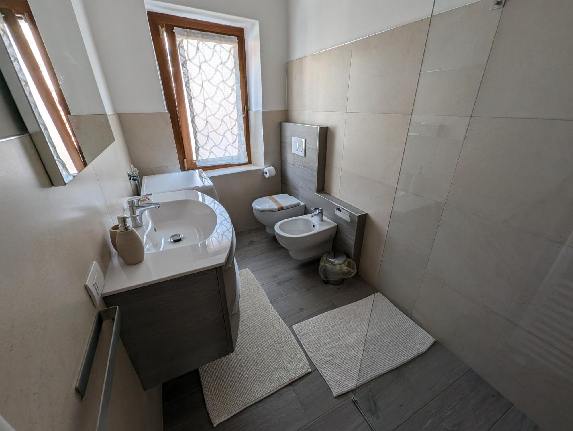 Spazioso E Completo Appartamento Con 3 Camere, Doppi Servizi, Fino A 8 Posti Letto Pedavena Exteriör bild