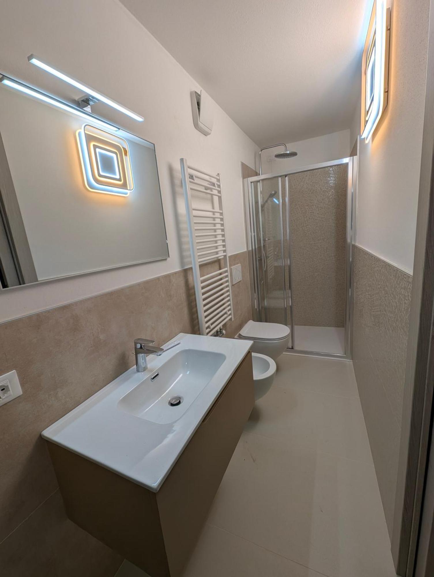 Spazioso E Completo Appartamento Con 3 Camere, Doppi Servizi, Fino A 8 Posti Letto Pedavena Exteriör bild