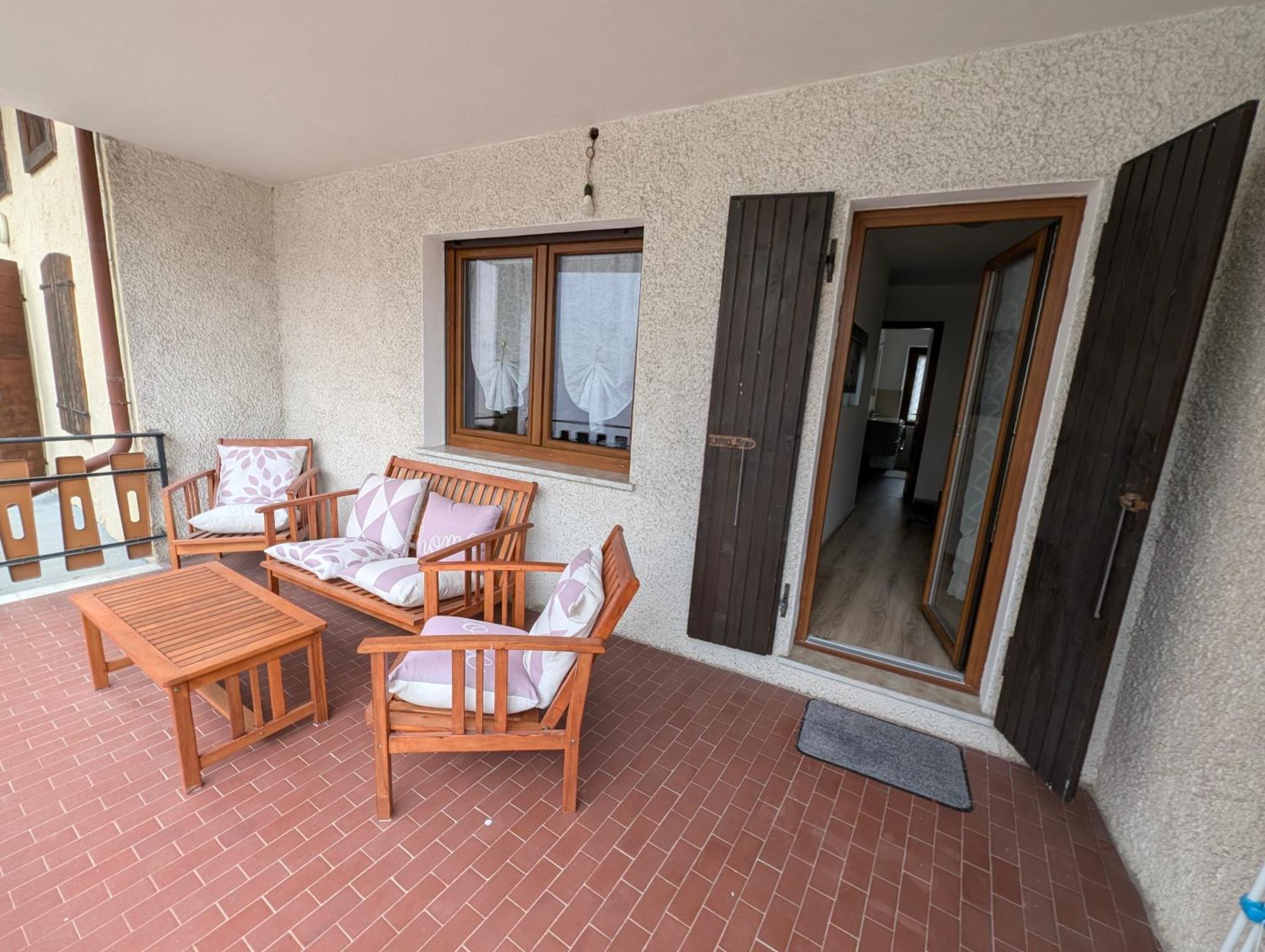 Spazioso E Completo Appartamento Con 3 Camere, Doppi Servizi, Fino A 8 Posti Letto Pedavena Exteriör bild